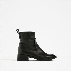 Zara Flat leather ankle boot
